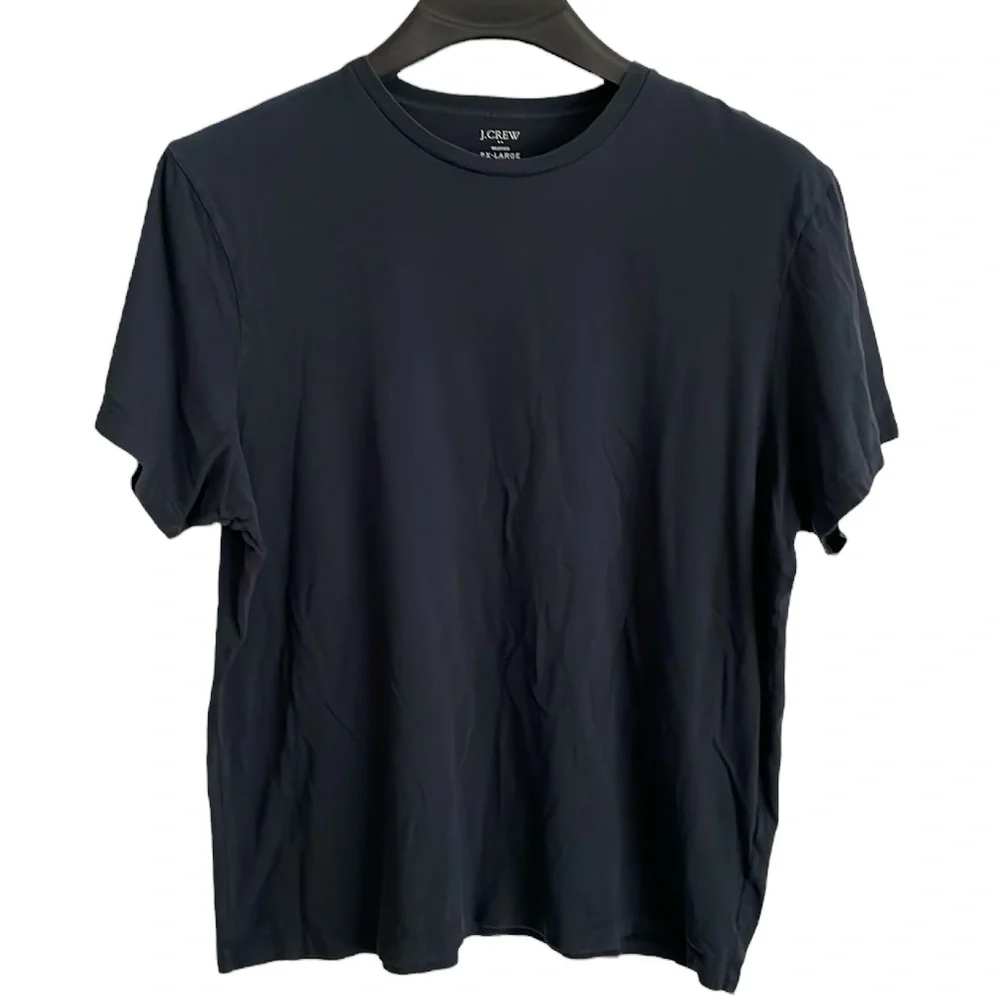 J.‎ Crew washed 100% cotton men’s Size 2XL t-shirt. Color is navy blue.